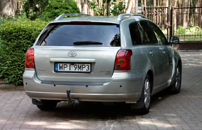 Toyota Avensis cena 12500 przebieg: 330000, rok produkcji 2003 z Miłomłyn małe 211